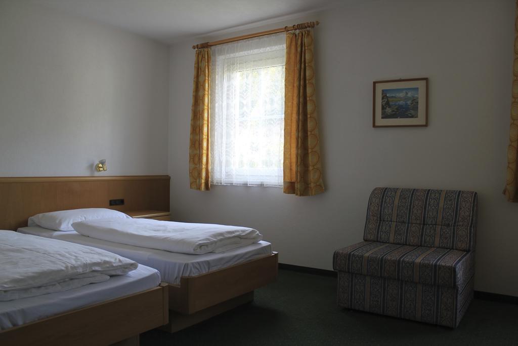 Gasthof Bundschen Sarentino Bilik gambar