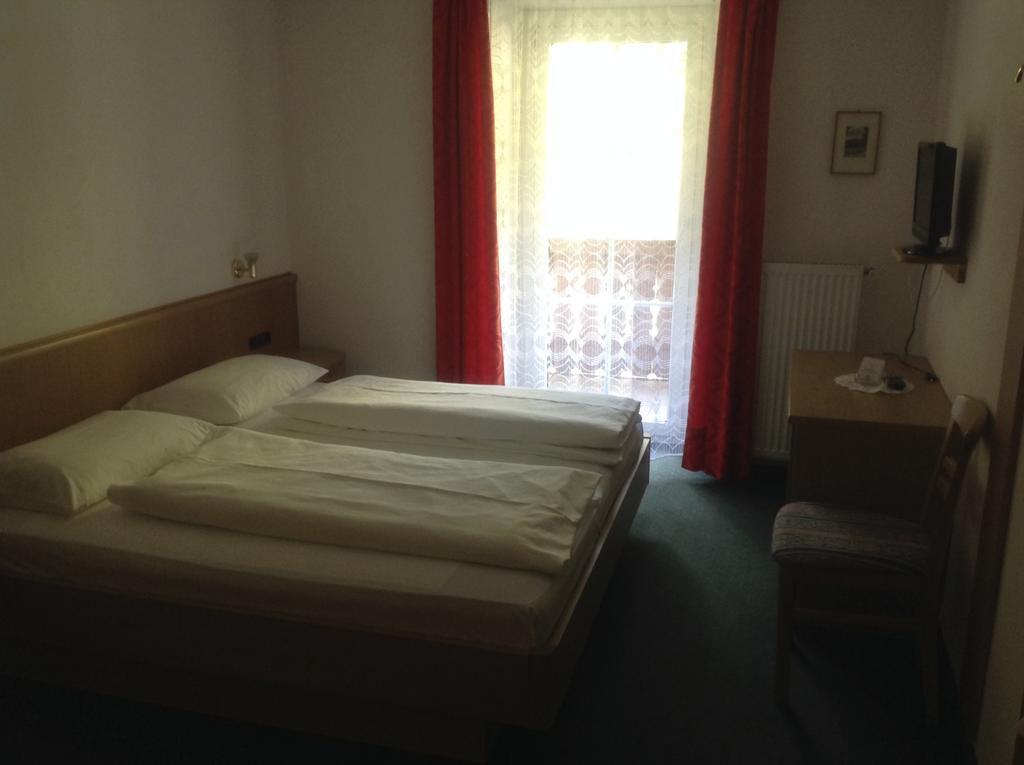 Gasthof Bundschen Sarentino Bilik gambar